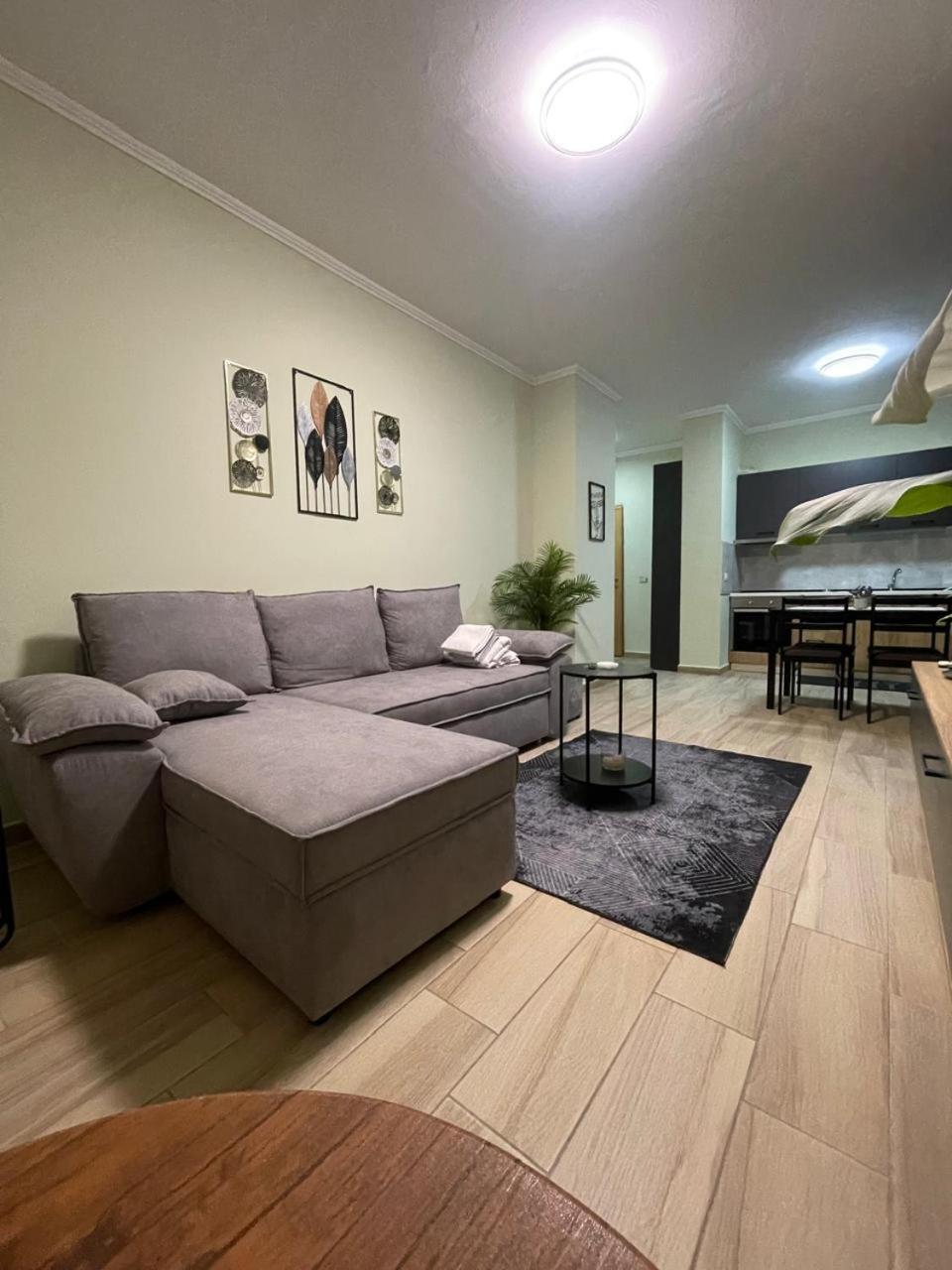 Paolos Apartment Durres